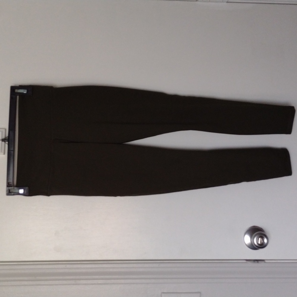 Fabletics Forest Green Tight Compression Leggings… - image 2